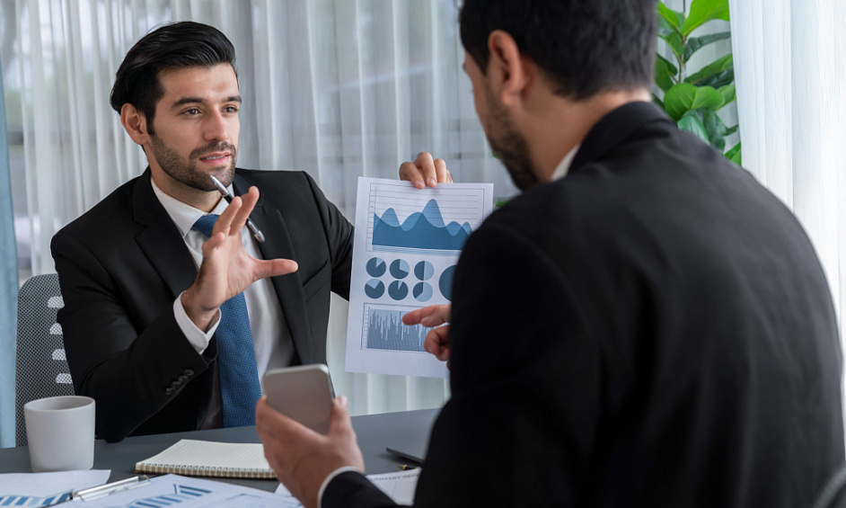 Cabinet De Conseil Rentable Avec 1M D'EBITA À Vendre 1