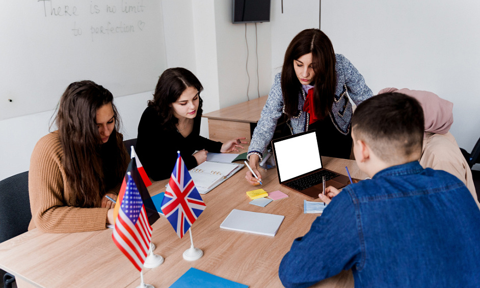 Franchise English Learning Centre For Sale 1