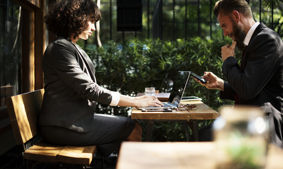 Rentable Pub Et Restaurant (Y Compris L'Immobilier) À Vendre 1