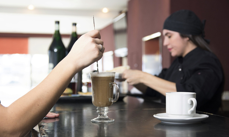 Emplacements De Franchise De Cafés Multi-Sites Générant Des Flux De Trésorerie À Vendre 1