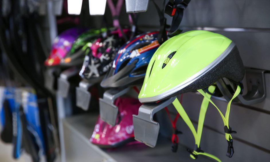Magasin Spécialisé En Sports Et Mode De Vie - Edmonton Alberta À Vendre 1
