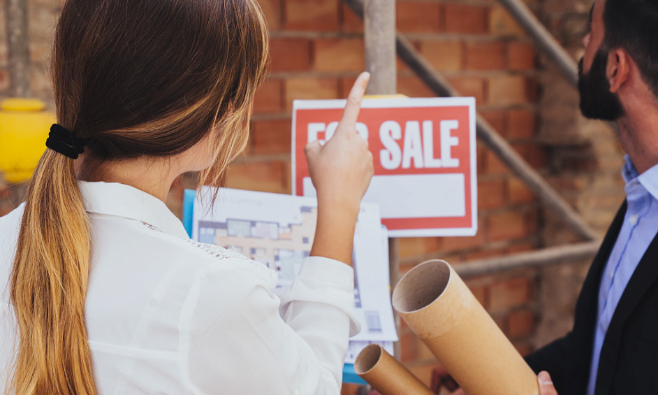 Entreprise D'Installation De Poteaux Pour Panneaux Immobiliers À Vendre 1
