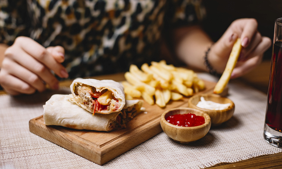 Restaurant De Shawarma Clé En Main À Calgary SW À Vendre 1