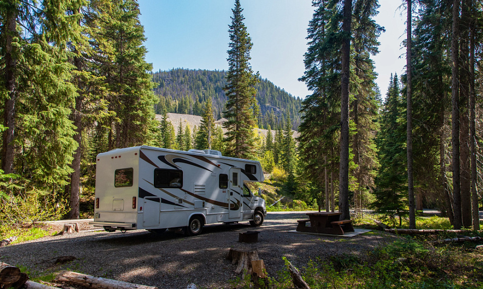 Premium Overland, Entreprise De Location De Camping-Cars Et De Tourisme À Vendre 1