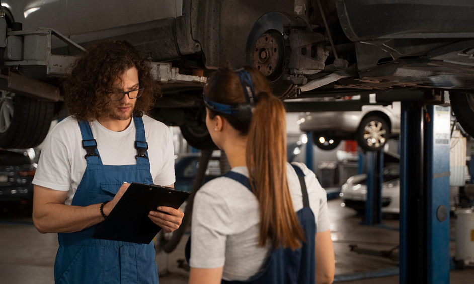 Entreprise De Réparation Automobile Avec Option Immobilière À Vendre 1
