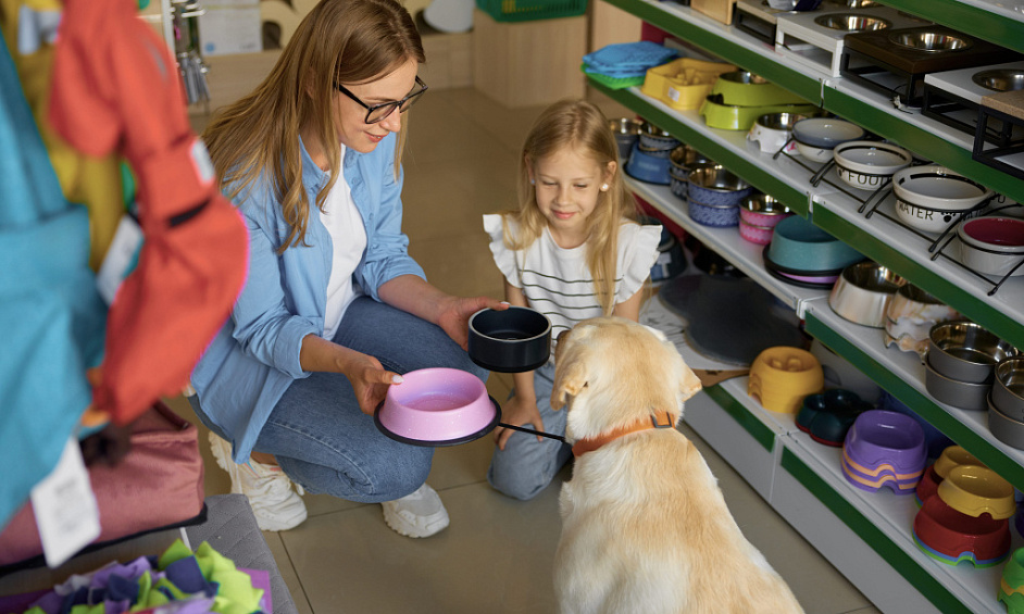 Franchise D'Aliments Et De Fournitures Pour Animaux De Marque Avec Services De Toilettage À Vendre 1