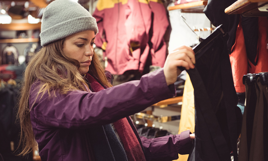 Boutique De Vêtements D'Occasion Bien Connue Dans Une Zone Très Fréquentée À Vendre 1