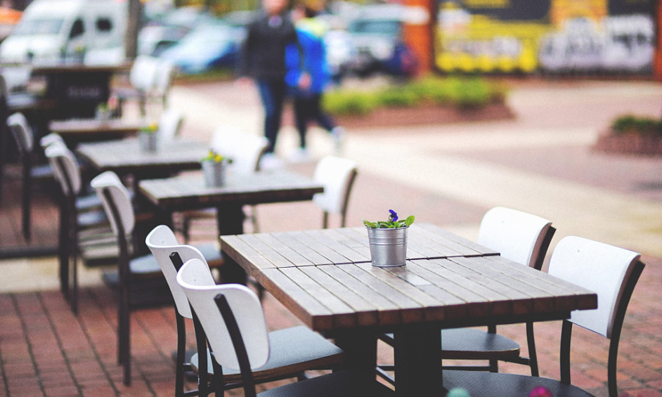 Restaurant Dans Une Zone Très Demandée Avec Un Loyer Plus Faible À Vendre 1