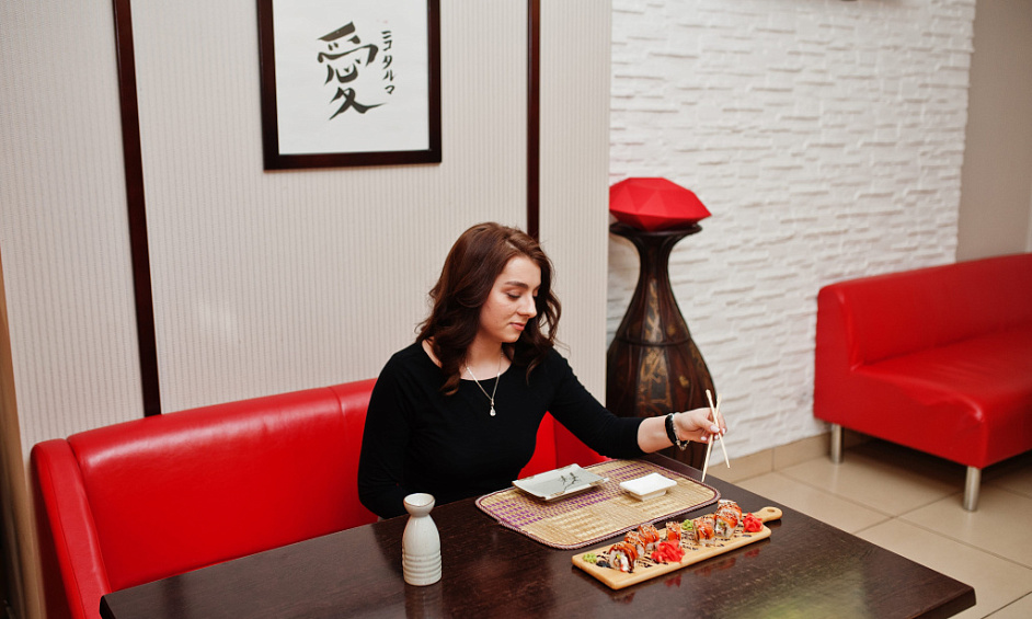 Restaurant Asiatique Établi Dans Le Quartier Chinois À Vendre 1 Restaurant Asiatique Établi Dans Le Quartier Chinois À Vendre 1