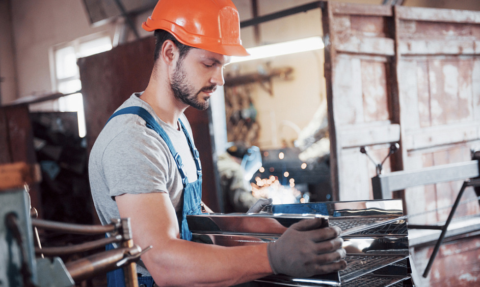 Entreprise Rentable De Services Industriels Et De Fabrication À Vendre 1